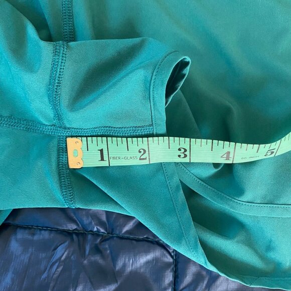 Women's Smartwool Running Shorts with Two Pockets, Size Medium - Picture 14 of 14